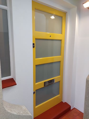 Front door decorating